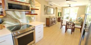 Beach Style 2 bed/2bath Luxury Condo - Finely Furnished - Steps from the Beach - Resort Amenities - Gallery 4