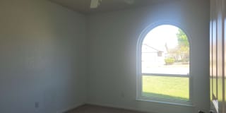 624 Atkinson Ave Gallery 7