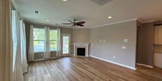 Townhouse in the Glenmore Garden Community! Gallery 8