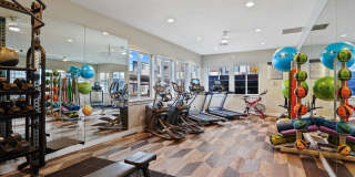 Wilshire Place Apartments Gallery 2