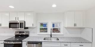 Fully Updated 2-Bed with Modern Finishes Gallery 18