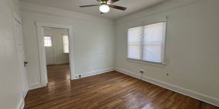 1606 Hawthorne Street Gallery 14