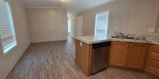 2238 E Maywood Gallery 3
