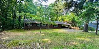 Remodeled 3BR Home in South Knoxville Near Urban Wilderness | Huge Yard + Carport Gallery 1