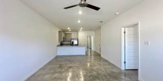 905 Cherry Laurel Gallery 21