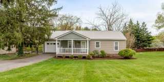 Spacious ranch close to campus Gallery 8