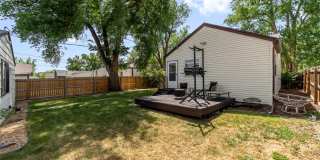 3BD, 1BA Edgewater Home with Lard Back Yard and 2-Car Garage Gallery 18