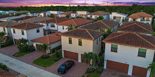 1077 Faulkner Terrace Gallery 55
