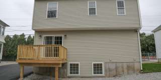 Newly Built 6br/3ba- Steps away from PC! Gallery 49