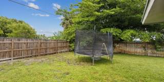 2227 NE 3rd Avenue Gallery 17