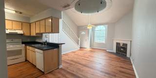 Pet Friendly Townhome * Washer & Dryer Included * Bonus Guest Space * Lawn Care Included Gallery 1