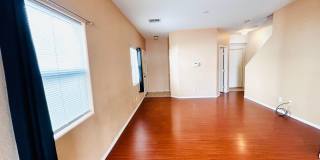 2-BDRM, 2.5-bath Dual primary suites Gallery 12