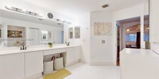 6861 NW 107th Ct Gallery 14