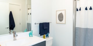 Union & West Gallery 8