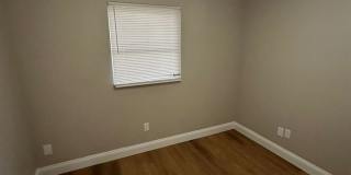 **4/2 BR Single Family home : Available Now Gallery 33