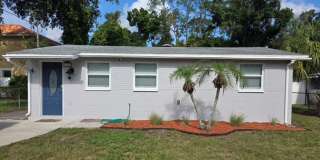 Updated 2 bedroom 1 bathroom with bonus room in Tampa!! Updated 2 bedroom 1 bathroom with bonus room in Tampa!! Gallery 1