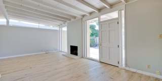 Lovely 3 Bedroom 2 Bath Home In Prime Santa Clara - This is a must see & Available Now! Gallery 1