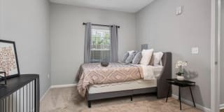 Aurora Apartments Gallery 31