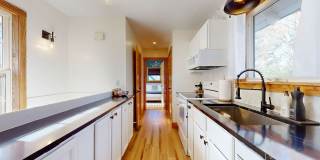 Adorable 3 Bedroom House near NCSU - Available August 1st! Gallery 9