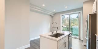 New Construction! Spacious Modern Townhome in Edmonds. New Construction! Spacious Modern Townhome in Edmonds. Gallery 5