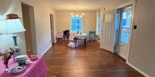 1124 S Richmond Avenue Gallery 13