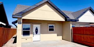 1012 N Eva Gallery 1