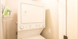 1123 S Tottenham Court Gallery 15