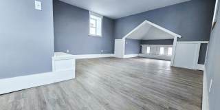 4831 E Washington St - Unit 4 - $995.00/mo. with $250 of second month Gallery 4