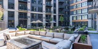 Maison Green Gallery 29