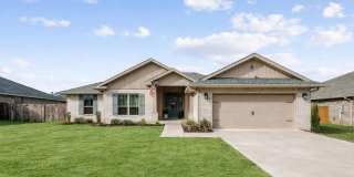 Beautiful Custom Build Home in North Crestview Gallery 1