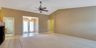 1048 Royal Skyline St Gallery 3