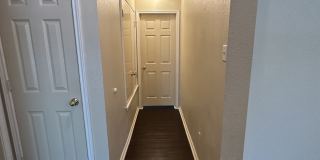 512 Crater Lake Dr Gallery 8