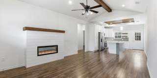 Gorgeous in Granbury! Gallery 6