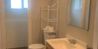 3 BEDROOM, 2 BATHROOM SINGLE FAMILY HOME WITH 2 CAR ATTACHED GARAGE Gallery 9