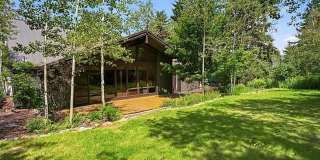 Charming Park City Mountain Home on the Golf Course | Incredible Location Gallery 32
