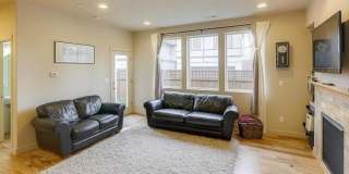Beautiful 4 Bedroom Home In Villebois! Beautiful 4 Bedroom Home In Villebois! Gallery 10