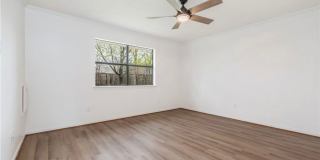 College Station - 3 bedroom - 2 bath house with garage and fenced back yard. Gallery 13