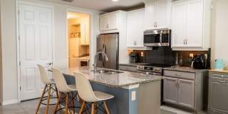**SEASONAL RENTAL IN NAPLES RESERVE**LAKE FRONT**FULLY FURNISHED**OPEN TO AN ANNUAL LEASE** Gallery 1