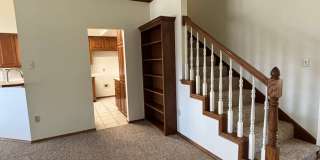 3br 2.5ba on Surrey Hills Golf Course!! Gallery 11