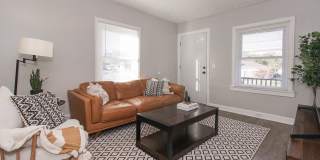 3 bedroom 3 bathroom Single Family Home Gallery 9