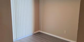 Hickory Grove Apartments Gallery 11
