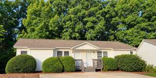 **$1195.00 SPECIAL!!!***  Oak Ridge  Duplex (Garden style) 2br 1ba, White Oak Lane Kannapolis NC - 1245.00 **$1195.00 SPECIAL!!!*** Gallery 1