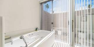 1408 Tamarisk West Street Gallery 10