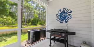 81 Date Palm Lane Gallery 27