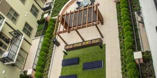 The Jordan Gallery 13