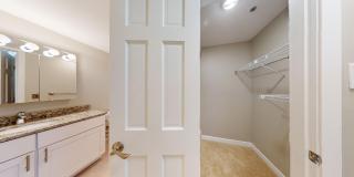 1111 Beacon St. Apartments Gallery 17