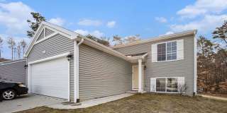 Beautiful Street With Newer Home for Lease Gallery 1