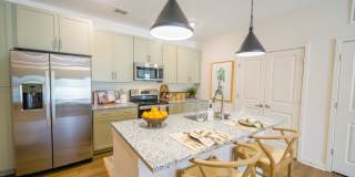 Classic City Flats | Luxury Apartments Gallery 5