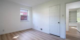 1036 GROBY Road Gallery 43