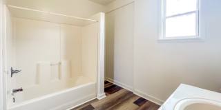 608 Halifax St Gallery 11